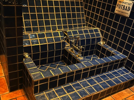 Varberg Hotel baths
